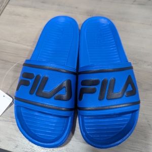 #7 NIB Fila Slides